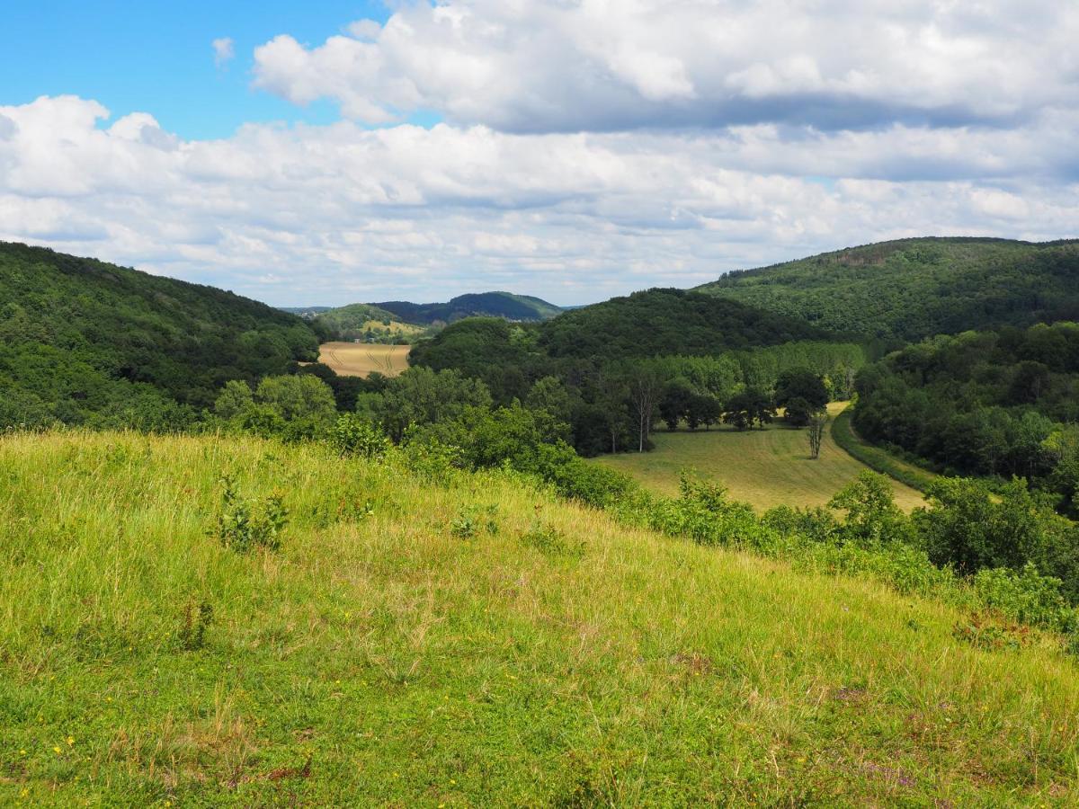 La Roche Trouee - Maison Avec Vue A Nismes Zewnętrze zdjęcie